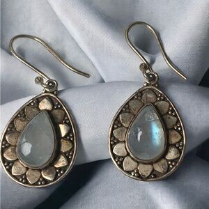 YS Jewelry INDIA Vintage Sterling Silver Moonstone Pierced Earrings Jewelry
